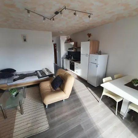 6 M, 50 M Do Plaze Appartamento