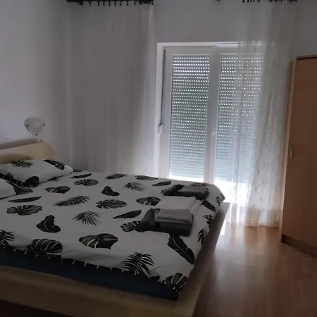 Appartamento 6 M, 50 M Do Plaze