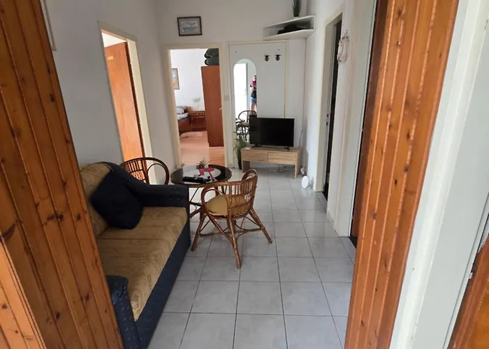 6 M, 50 M Do Plaze Appartement Barbat na Rabu