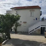 6 M, 50 M Do Plaze Appartement