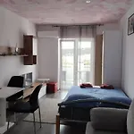 Apartment 6 M, 50 M Do Plaze Barbat na Rabu