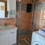 6 M, 50 M Do Plaze Appartement Barbat na Rabu