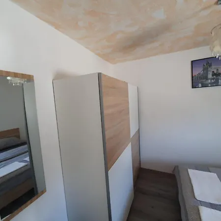 6 M, 50 M Do Plaze Apartment