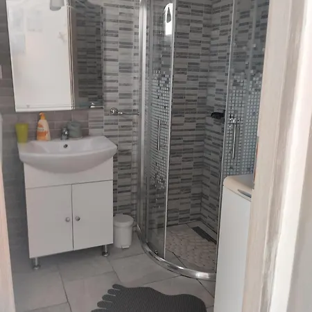 6 M, 50 M Do Plaze * Barbat na Rabu