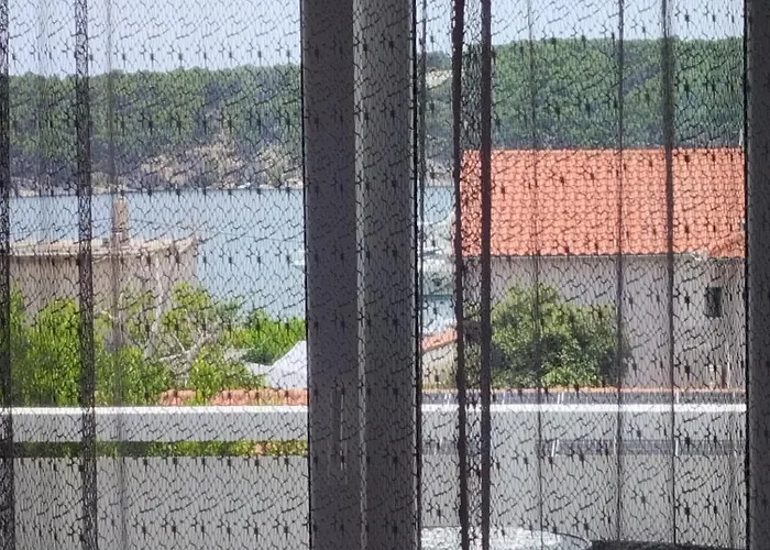 6 M, 50 M Do Plaže Apartmán Barbat na Rabu