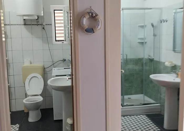6 M, 50 M Do Plaže Apartmán